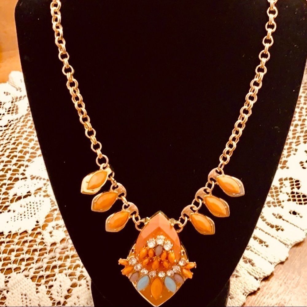 Statement fashion necklace Aztec vibe